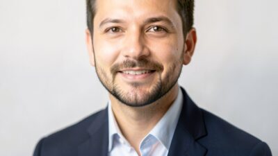 Crafting Compelling Narratives for Startup Fundraising in 2026: Mastering the Art of Pitch Deck Stor