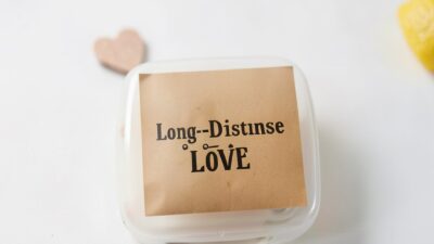Reviving the Spark in Long-Distance Relationships: Strategies to Maintain Limerence