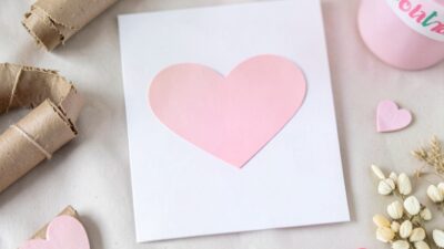 Crafting Eco-Friendly DIY Valentine's Cards: A Guide to Using Recycled Materials