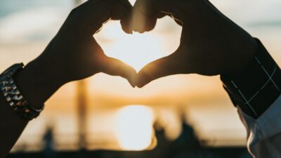 What to Do When You Feel Stuck in Post-Breakup Healing: Signs and Steps for a Fresh Start